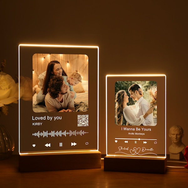 Placa de canción LED personalizada con soporte / Luz nocturna de música personalizada / Marco de fotos con impresiones musicales personalizadas / Regalo para él novio Bestie