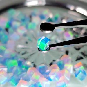 Synthetic Opal, Terp Pearl, Cube