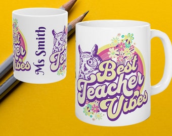 Caneca personalizada para professores, com a frase "Vibes de professor", caneca de cerâmica personalizada para café.