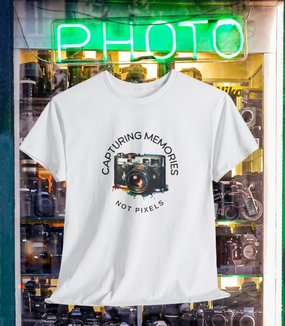 Watercolor Camera Lens Photographer Photography T-Shirt Watercolor Camera Lens Photographer Photography T-Shirt