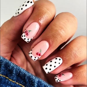 Uñas postizas francesas negras y blancas con lunares, estilo vintage, hechas a mano, cortas, largas, con forma de ataúd, almendras y cuadradas, ideales para verano, otoño e invierno.