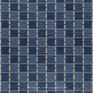 Tapete sueco de lã trançada à mão: Rollakan xadrez azul, design escandinavo
