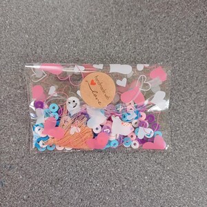 Stitch inspired bead confetti, bead soup, stitch colour theme, bracelet making, lilo and stitch theme, purple and blue beads, clay bead soup image 3