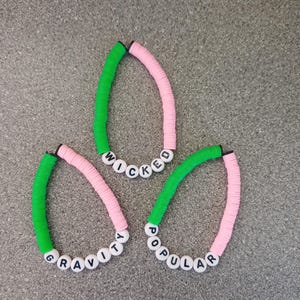 Personalisiertes böses inspiriertes Armband, böses Farb Thema, Ton Perlen Armband, personalisiertes Armband, böses inspiriertes Party Armband