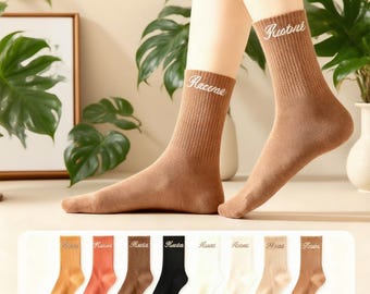 Personalisierte personalisierte Socken, kundenspezifische Damensocken, Brautjungfer Party Geschenke, Brautjungfer bestickte Socken