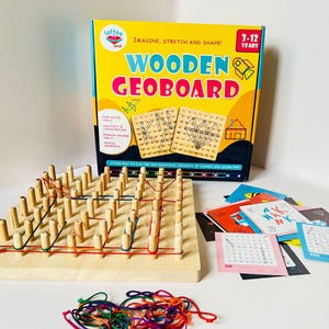Geoplano de madera con bandas y tarjetas de ayuda / Juguete educativo / Juguete sensorial matemático para niños