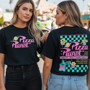 Toy Story Aliens Neon Pizza Planet Take Out Flyer Shirt, Magic Kingdom T-Shirt, Disneyworld Disneyland Familienausflug Passend