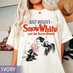 Schneewittchen und blöde Zwerg Komfortfarben Shirt, Vintage Prinzessin T-Shirt, 2026 Familienreise, Walt World, magisches Königreich