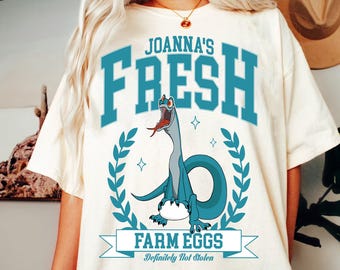Camiseta Disney Joanna Rescuers Down Under, camiseta universitaria Fresh Farm Eggs, camiseta vintage con parodia de Animal Sidekick, regalo divertido para un viaje a Disney.