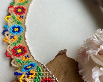 Handgemachte Perlen Halskette im Blumen Design Handgefertigte Silyanka Schmuck Traditionellen Ukrainischen Schmuck
