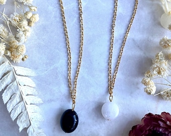 Gold-plated stainless steel chains with moonstone or black tourmaline