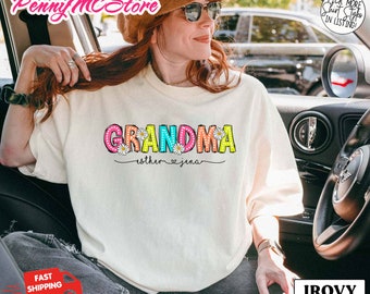 Grandma Comfort Colors® T-Shirt, Custom Grandma Mothers Day Shirt  with Kids Names, New Grandma T-shirt, Mother's Day Gift, Gift for Grandma