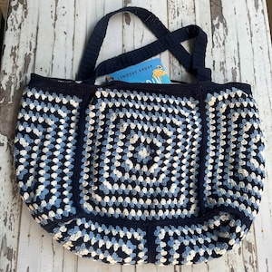XL Crochet Granny Square Tote, Colorful Vintage Weekender Bag, Handmade Boho Shoulder Bag, Bright Summer Duffle, Large Crochet Travel Bag