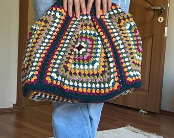 Poppins Bag,Large  Square Crochet Bag , Vintage Crohet Bag, Vintage Knit Purse, Boho Style Crochet Travel Bag ,Chic bauletto, Metal Closure