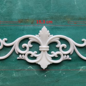 Vintage ornate furniture onlay 7.59 x 2.55 inch, furniture appliques, furniture makeover, antique moldings