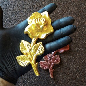 Flower resin molding, golden flowers, furniture appliques, vintage onlays, flower wall pediments, roses onlay
