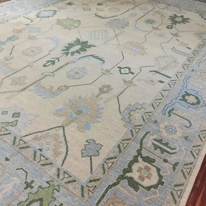 Hand-Knotted Wool Oushak Rug: Modern Turkish Knot Area Rug