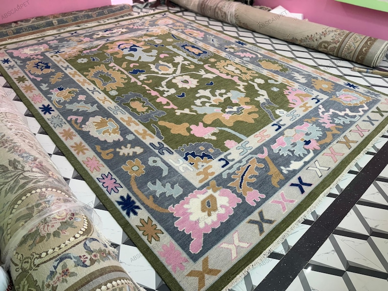 Ready to Ship Modern Hand Knotted 9x12 Oushak Rug in Green Border