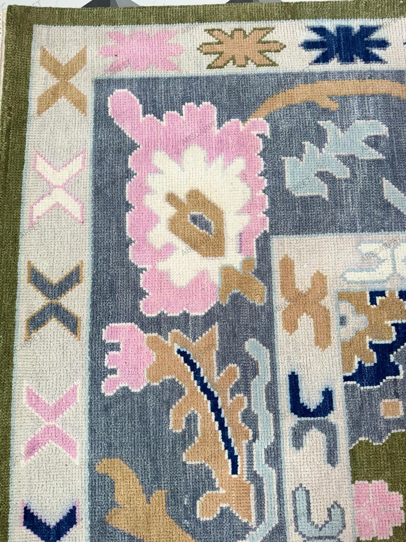 Ready to Ship Modern Hand Knotted 9x12 Oushak Rug in Green Border