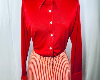 Vintage Ladies Blouse, Shirt, 1960’s, Wing tipped Collar, Polyester, button down front