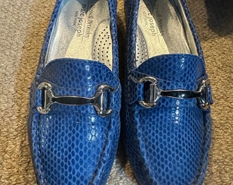 Vintage Ladies Leather Loafers, Blue Faux Snake Skin with Silver /Black Front Metal Bar, by Marc Jacob’s for Russell & Bromley UK 6