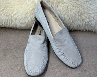 Mocasín clásico para mujer Campina de Sioux Suede Leather, color natural, talla 7 del Reino Unido. Suela y tacón de goma con relieve, suave y cómodo. Año 1990.