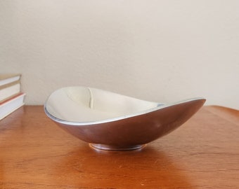 Metal Silver Bowl Decor Vintage