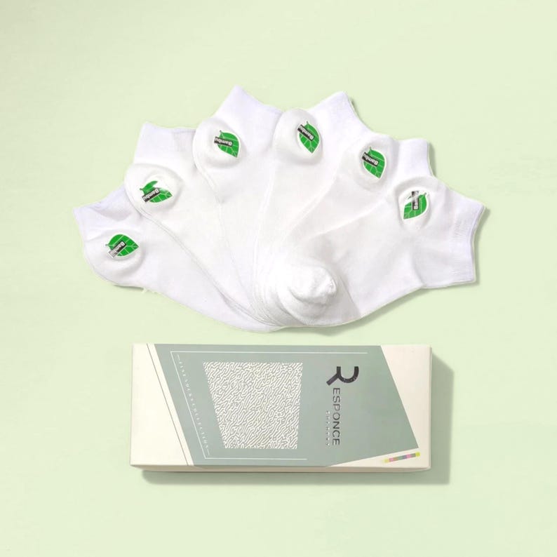 Bamboo Ankle Socks Set: Seamless White Socks | 6-Pairs one Box image 3