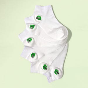 Bamboo Ankle Socks Set: Seamless White Socks | 6-Pairs one Box image 5