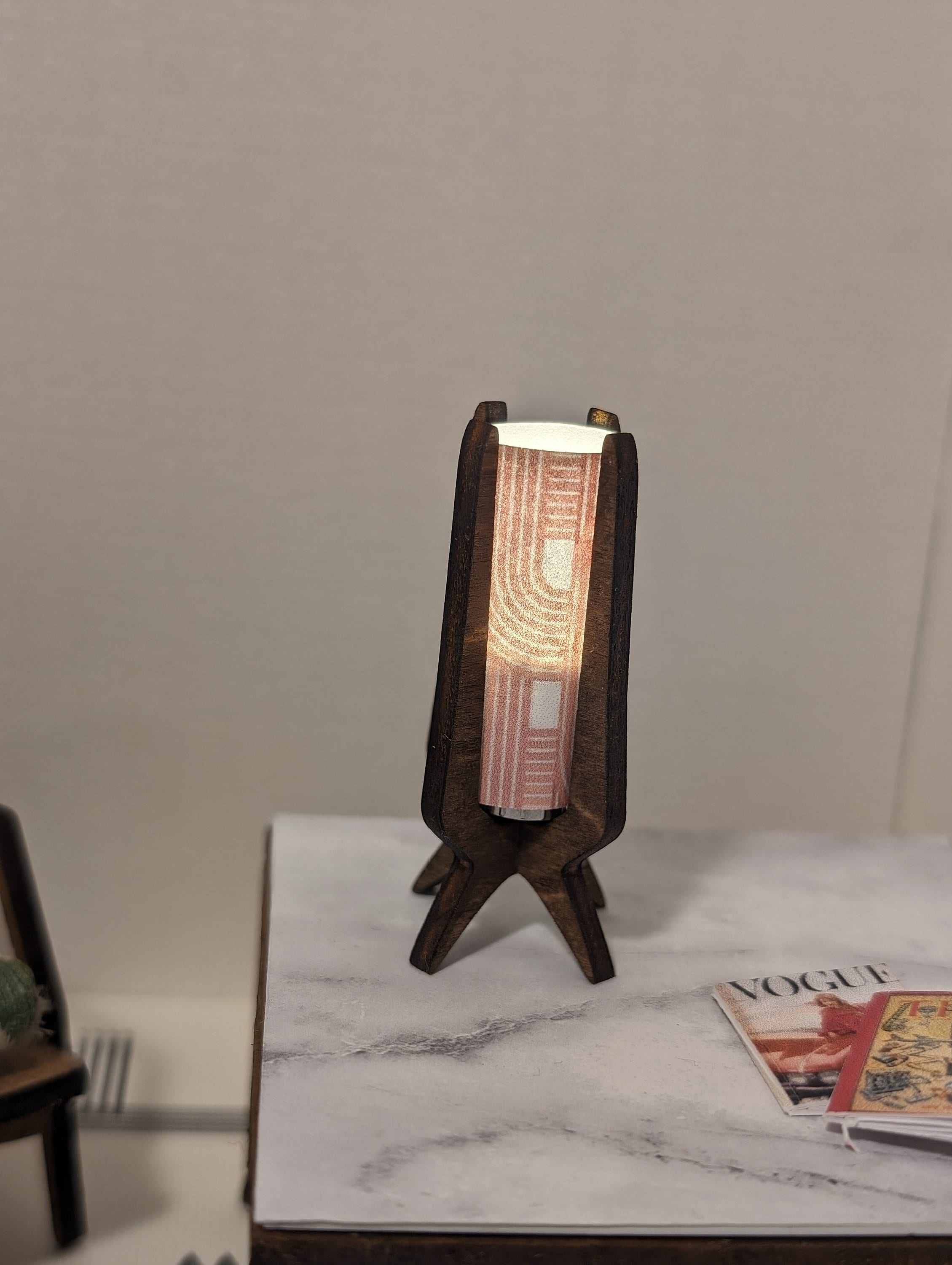 Miniature Tower Table Lamp - 1:12 Scale Dollhouse LED Light - Etsy