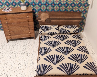 Sunset Mid Century Modern Platform Bed Miniature (multiple scales) Room box decor, dollhouse bedroom, MCM