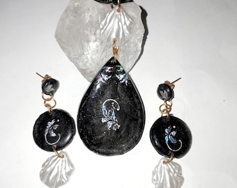Earrings and pendant set