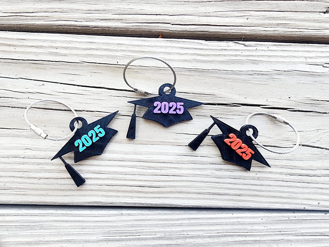 2025 Graduation Cap Keychain: 3D Printed Senior Gift - Etsy