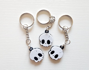 Skull Keychain, Cute Halloween Keychain, Spooky Bag Charm, 3DPrinted Keychain, Goth Gift, Creepy Cute Accessory,Skeleton Keychain, Gift Idea