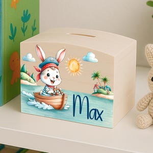 personalisierte Spardose aus Holz für Kinder mit Name Geschenk Taufe Junge Mädchen Sparschwein Geburtstag Piraten Tiere "Piratenabenteuer"