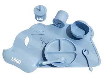 Baby silicone feeding utensil