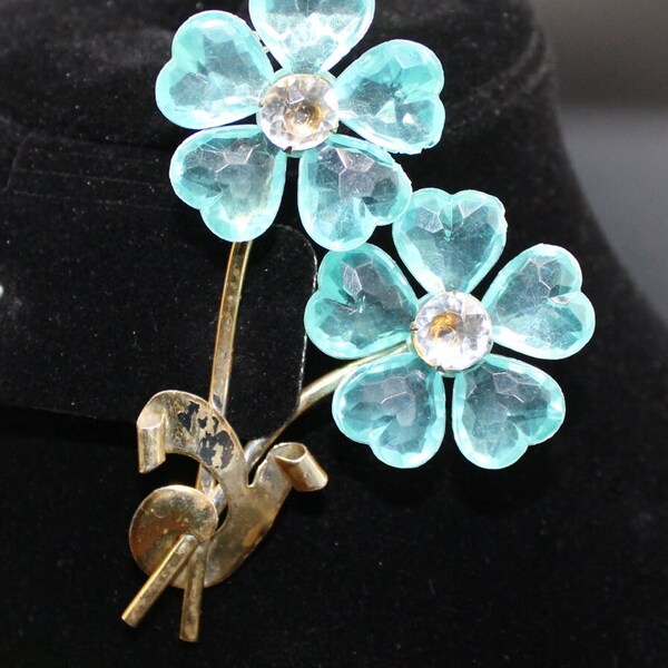 Sterling Craft By CORO Beautiful Blue floral Brooch, Heart shaped petals with large Rhinestones