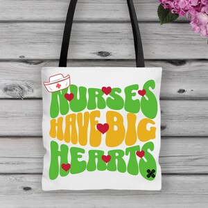 Les infirmières ont un grand sac fourre-tout rétro, cadeau infirmière mignonne, fourre-tout infirmière autorisée, cadeau infirmière, cadeau pour étudiante en soins infirmiers, IAA, AIIC, cadeau de remise des diplômes d&#39;infirmière, semaine de l&#39;infirmière