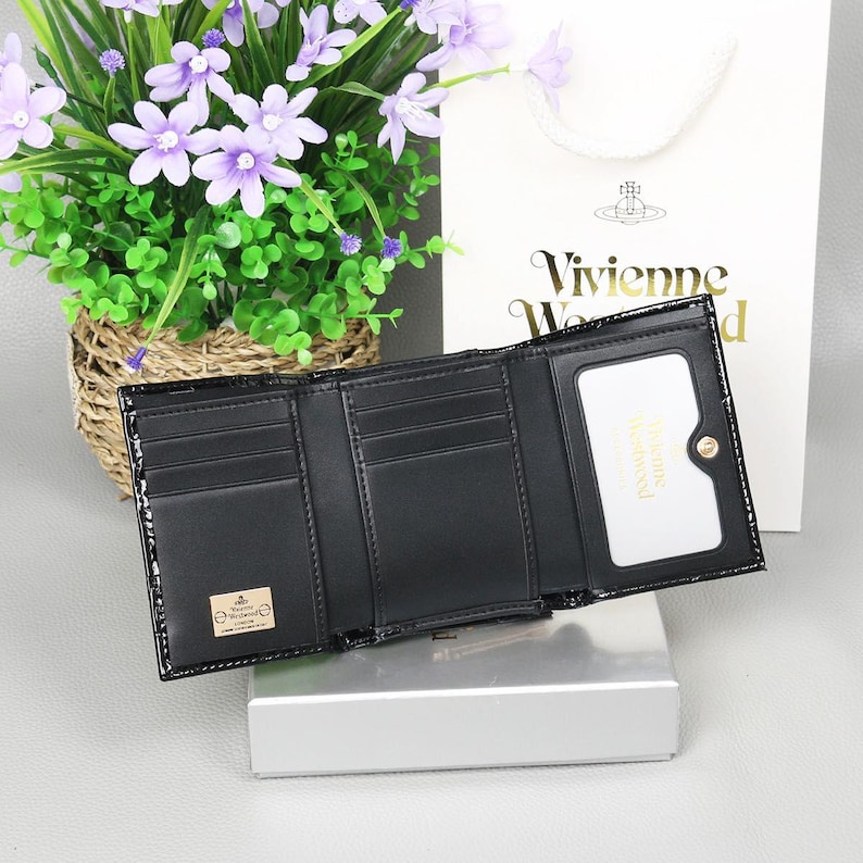 Cartera triple de cuero negro Vivienne Westwood con orbe dorado auténtico imagen 6