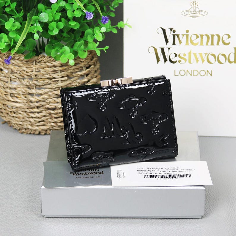 Cartera triple de cuero negro Vivienne Westwood con orbe dorado auténtico imagen 4