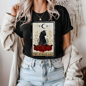 Carta de tarot de gato negro Camiseta unisex, Halloween, espeluznante, brujería, gótica, mística, brujería, moda esotérica, vibraciones brujas, estética oscura