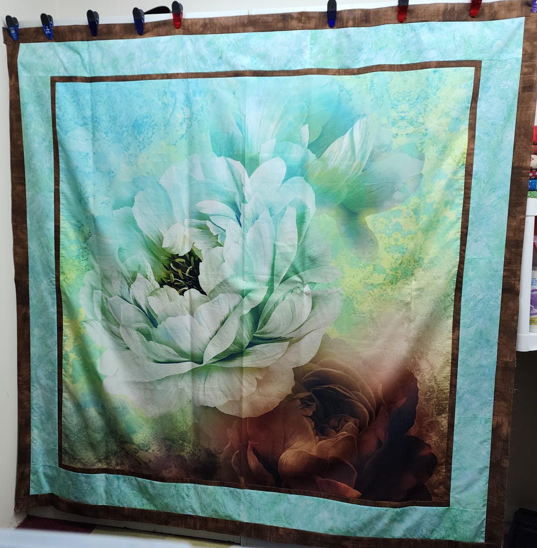 Regal Peonies Quilted Blanket NCU0DQQ0549