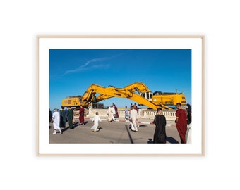 Straßenfotografie-Kunstposter mit Holzrahmen, aufgenommen in Aid al Fitr in Marokko, Größe 28 x 20 Zoll (horizontal)