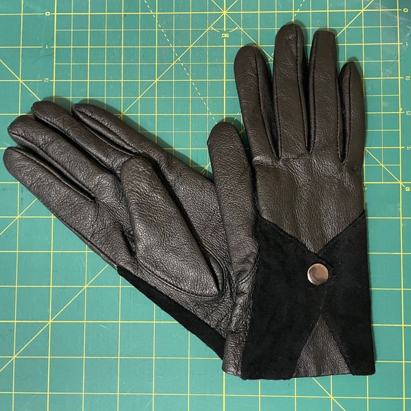 Vintage Black Suede Leather Gloves | Womens Small Pigsuede 80s 90s Rocker Chic Punk Goth