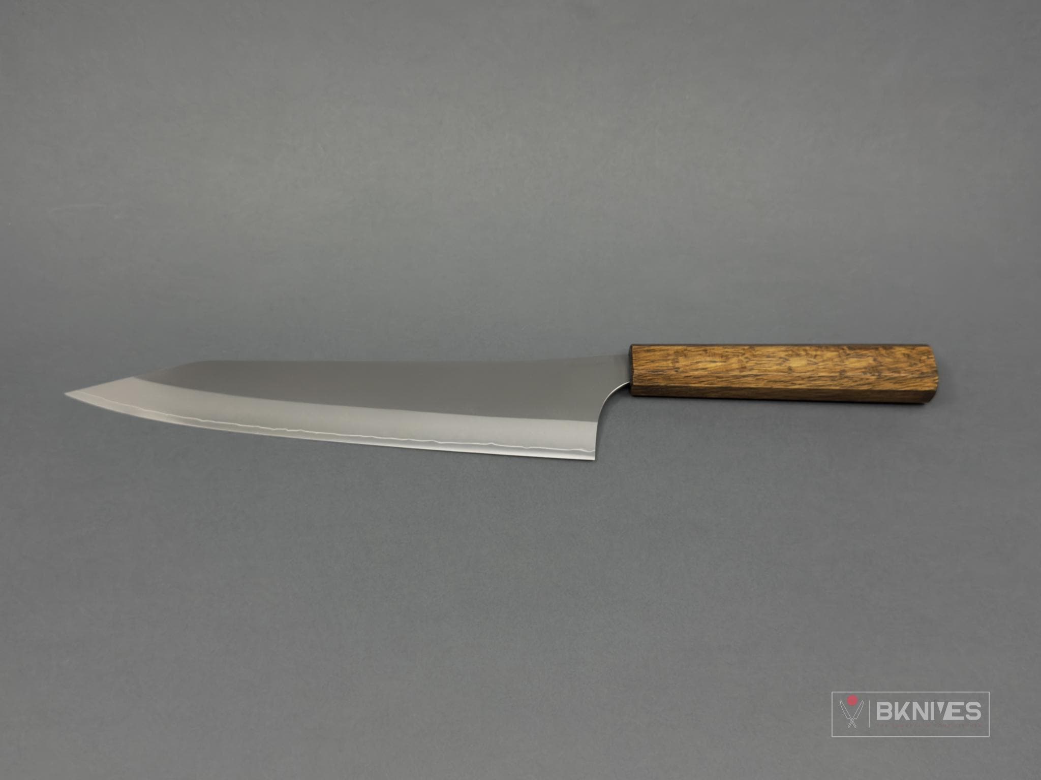 黒崎優 新月光 牛刀24cm 黒崎優 月光 240mm 牛刀 オーク柄 - Etsy 日本