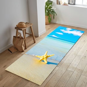 Beach Starfish Runner Rug: Coastal Ocean Wave Pattern