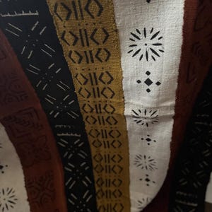 Vintage Authentic African Mudcloth Textile – Handwoven Boho Fabric – Tribal Wall Hanging or Throw Colors Rust and White