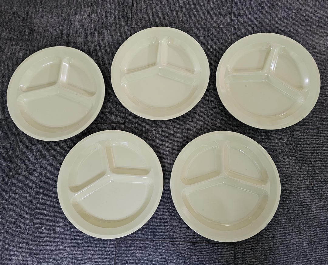 Vintage Dallas Ware/texas Ware Melamine Dinner Plates Pastel Yellow Set ...