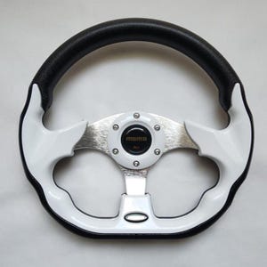 MOMO Eagle Street Sport Steering Wheel 320mm 12.5in White
