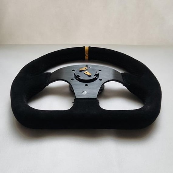 OMP スポーツステアリングホイール　ブラックスエード仕上げ仕様 OMP スポーツステアリングホイール ブラックスエード仕上げ仕様 OMP